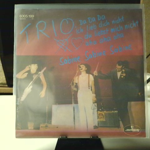 SINGLE / Trio – Da Da Da Ich Lieb Dich Nicht Du Liebst Mich Nicht Aha Aha Aha / Sabine Sabine Sabine