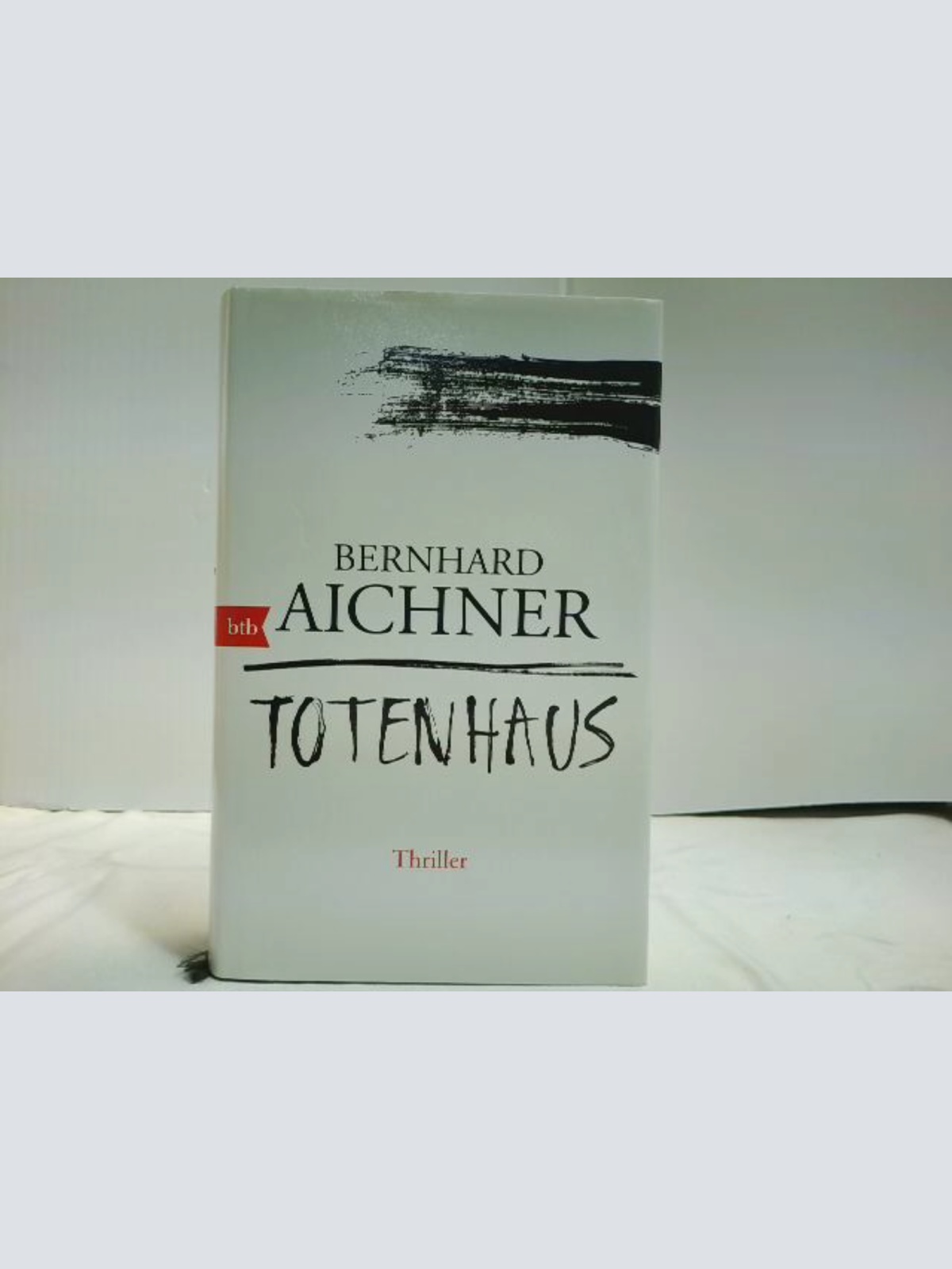 Buch / Totenhaus: Thriller (Die Totenfrau-Trilogie, Band 2)