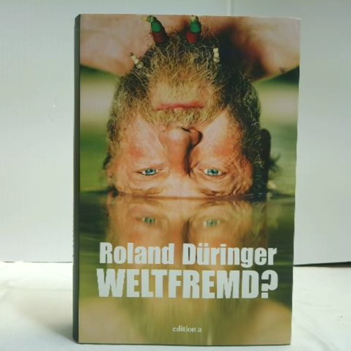 Buch / Weltfremd?