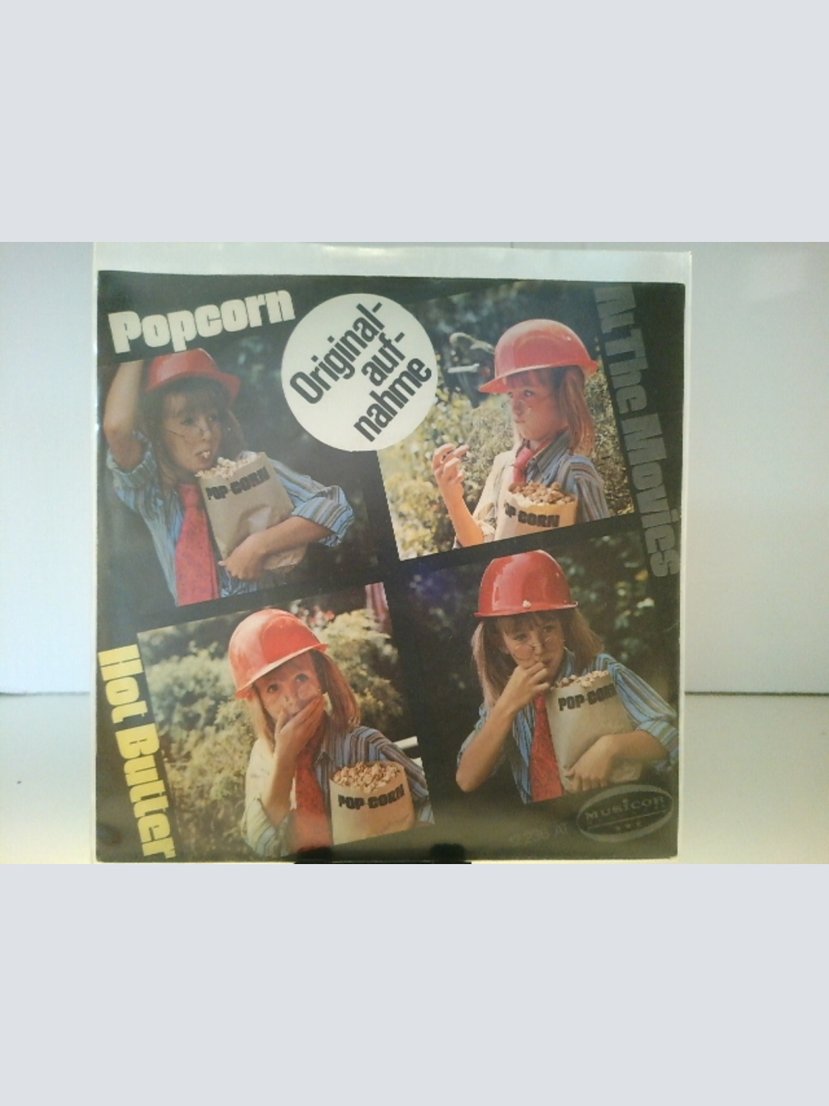 SINGLE / Hot Butter – Popcorn / At The Movies