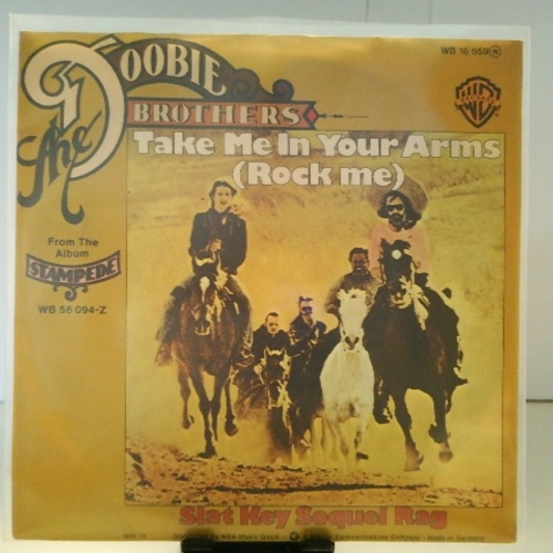 SINGLE / The Doobie Brothers – Take Me In Your Arms (Rock Me)