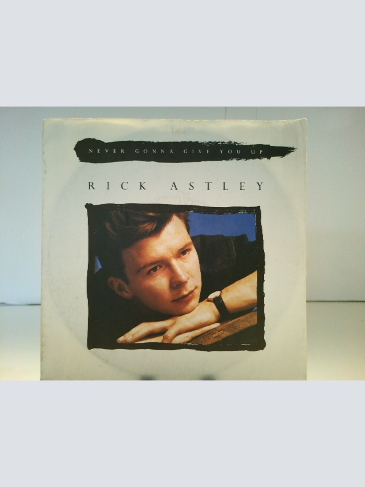 SINGLE / Rick Astley – Never Gonna Give You Up