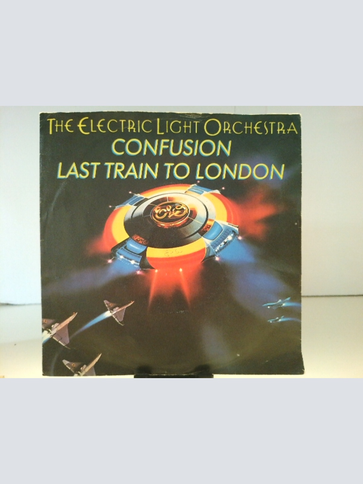 SINGLE / The Electric Light Orchestra* – Last Train To London / Confusion