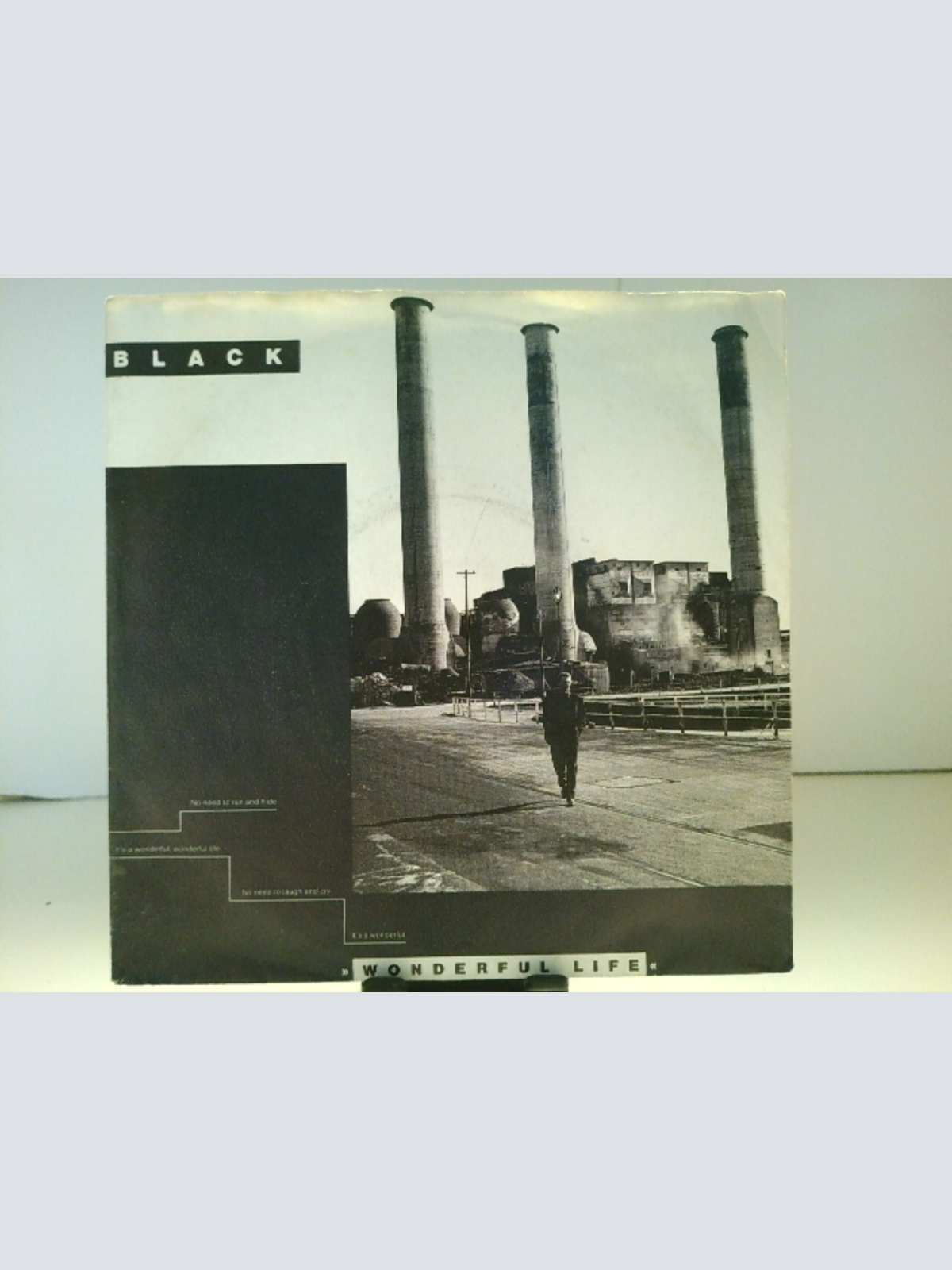 SINGLE / Black (2) – Wonderful Life