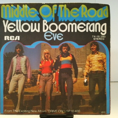 SINGLE / Middle Of The Road – Yellow Boomerang