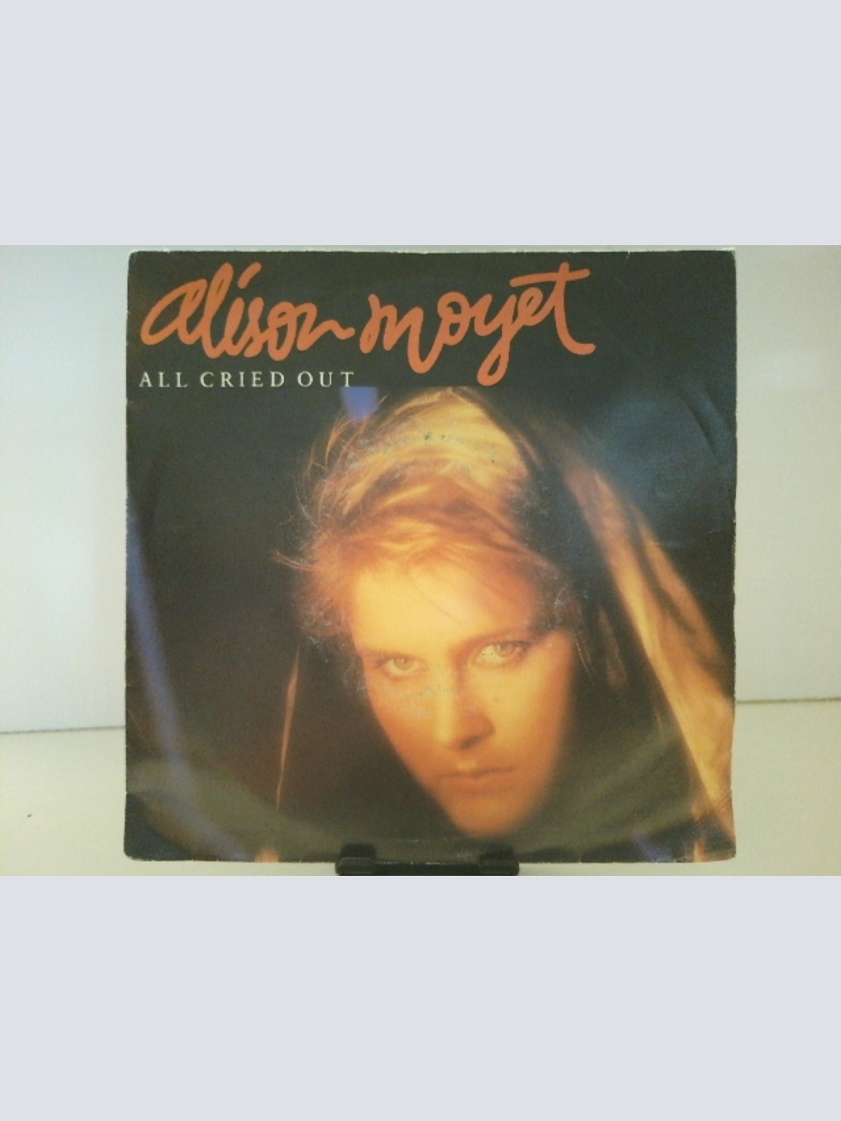 SINGLE / Alison Moyet – All Cried Out