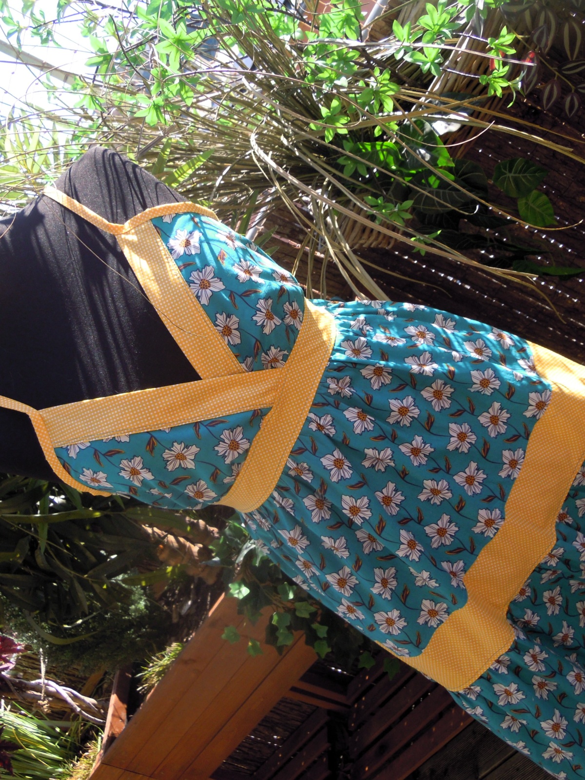 Sommerkleid Maxikleid türkis/gelb mit Blumenmuster