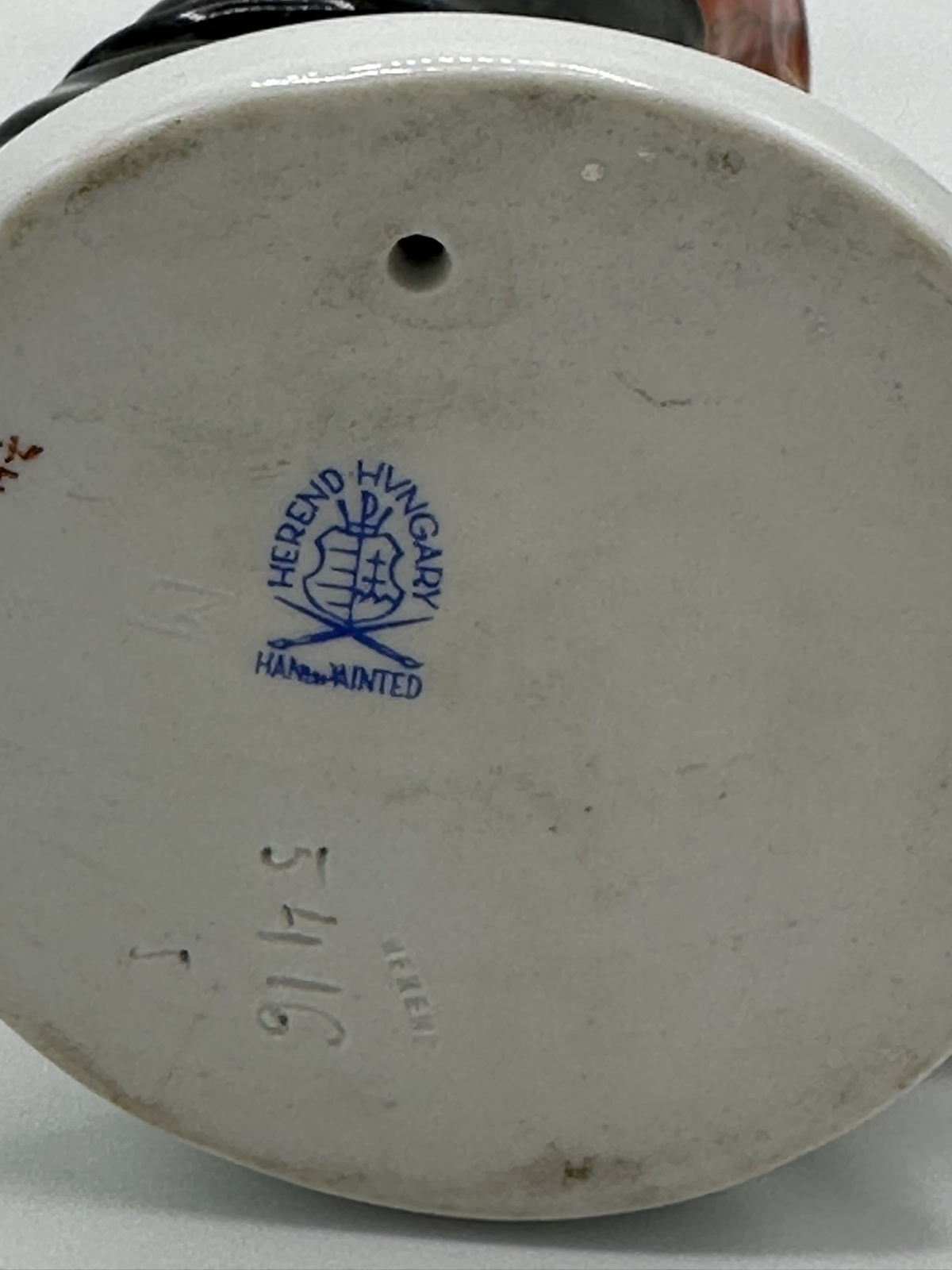 Herend „In Vaters Stiefel“