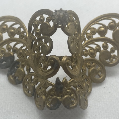 Jugendstil Brosche mit einem Stein