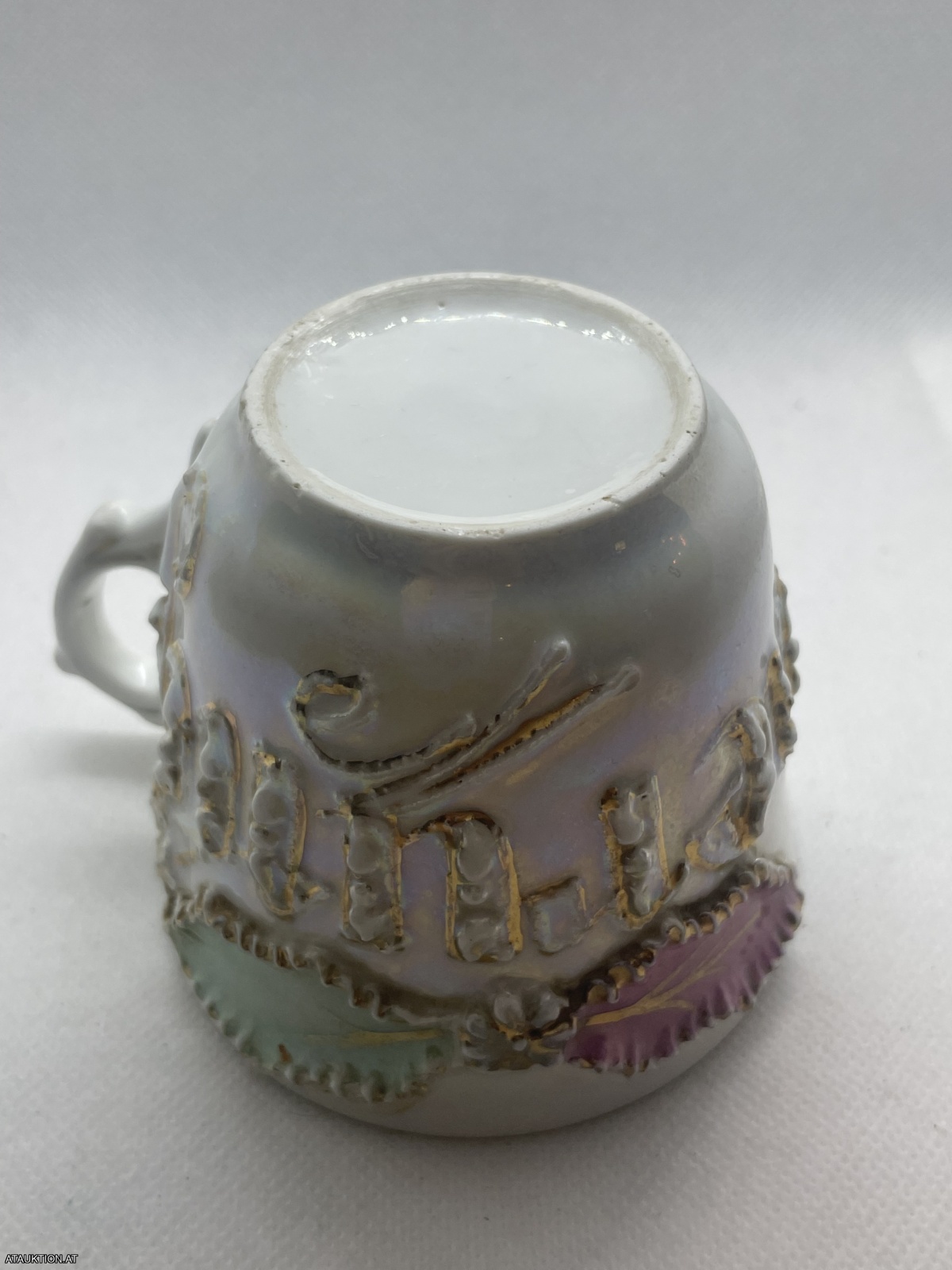 Antikes Prunkhäferl "Erinnerung"