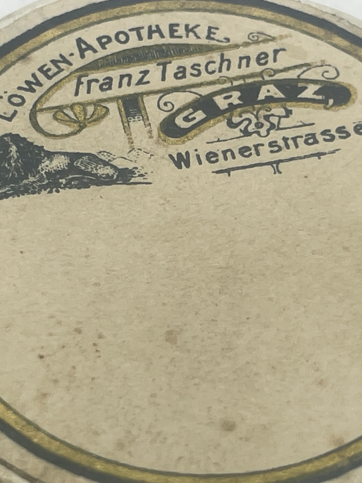 Vintage Dosen aus Karton eines Apothekers aus Graz
