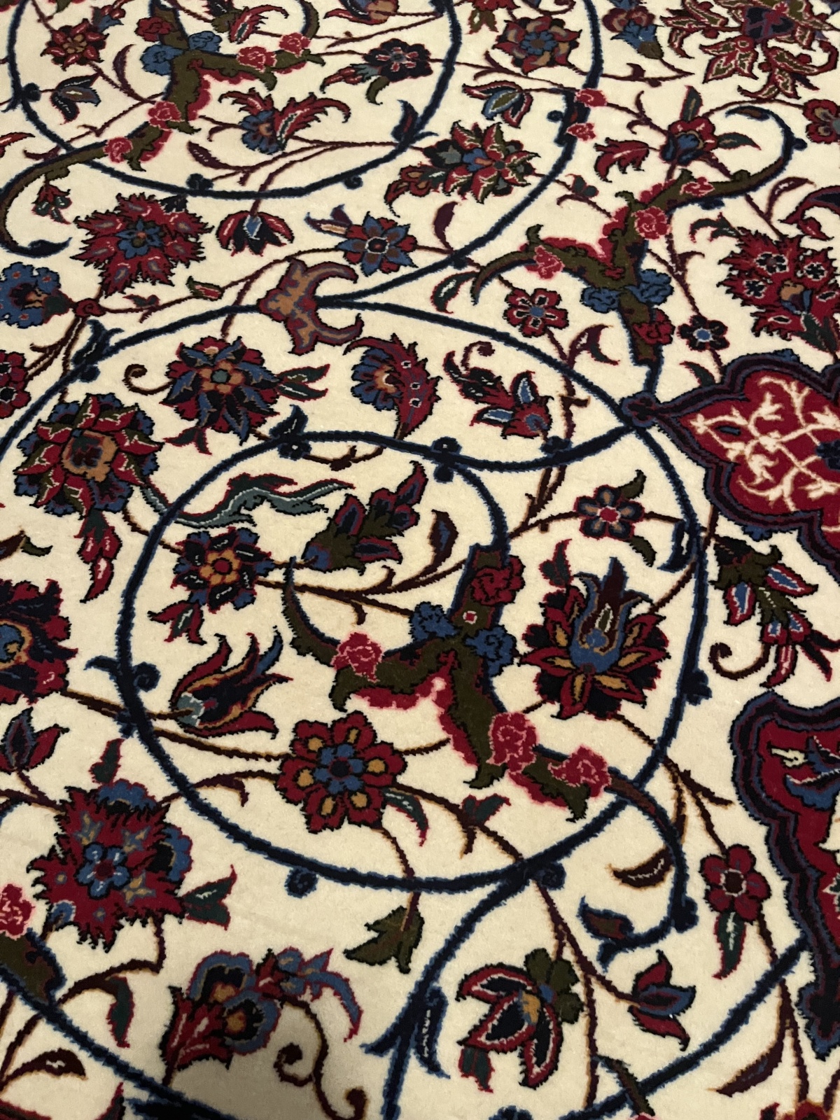 T111 - Isfahan - 317x210 cm / (N400)