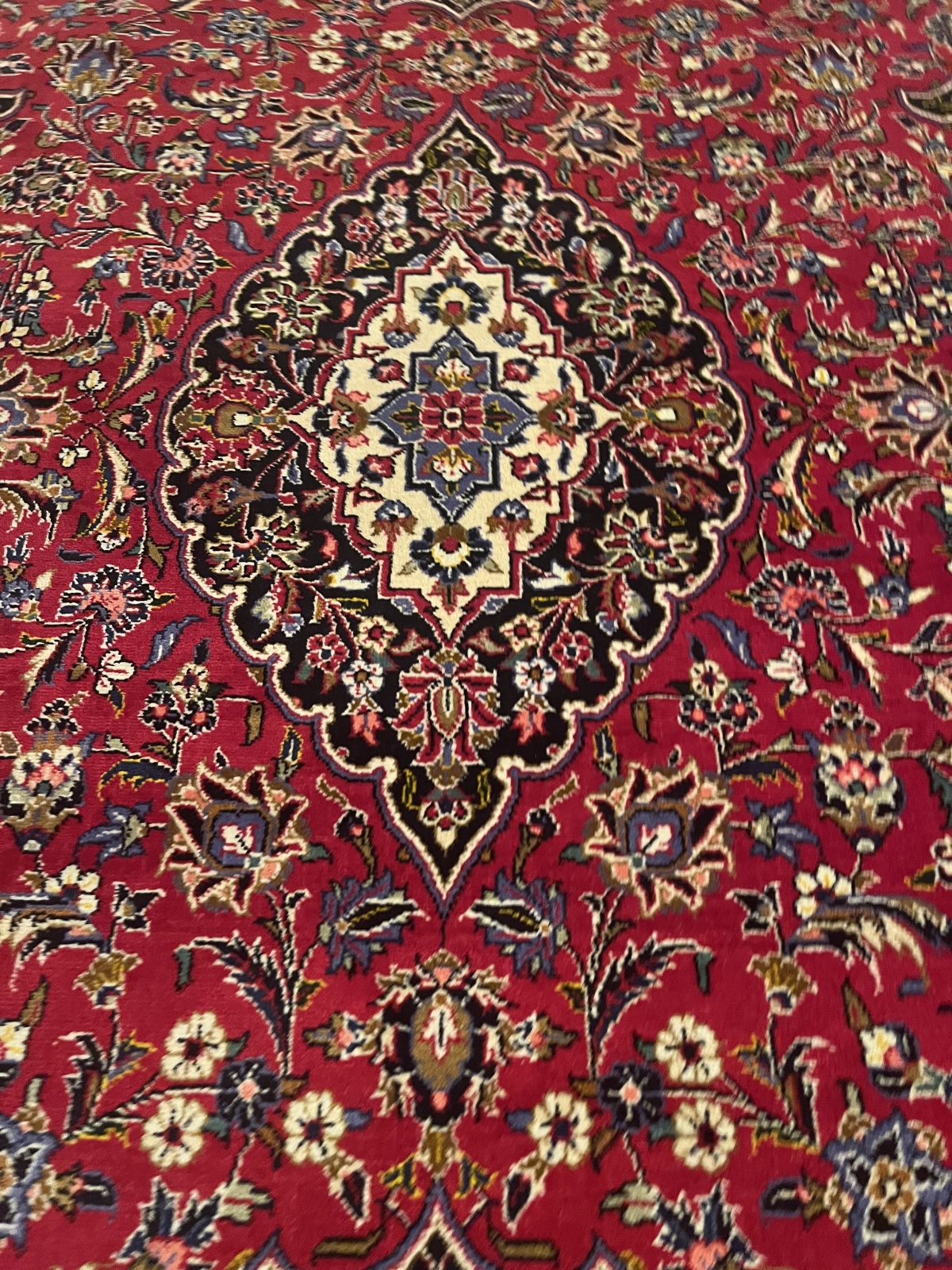 T114 - Keschan - 220x140 cm  / (N200)