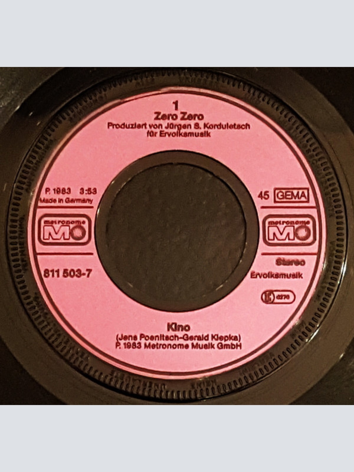 Vinyl / Zero Zero (3) - Kino