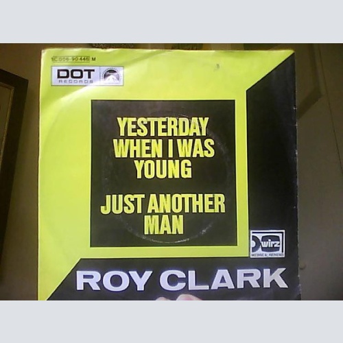Vinyl / Roy Clark - Yesterday, When I Was Young