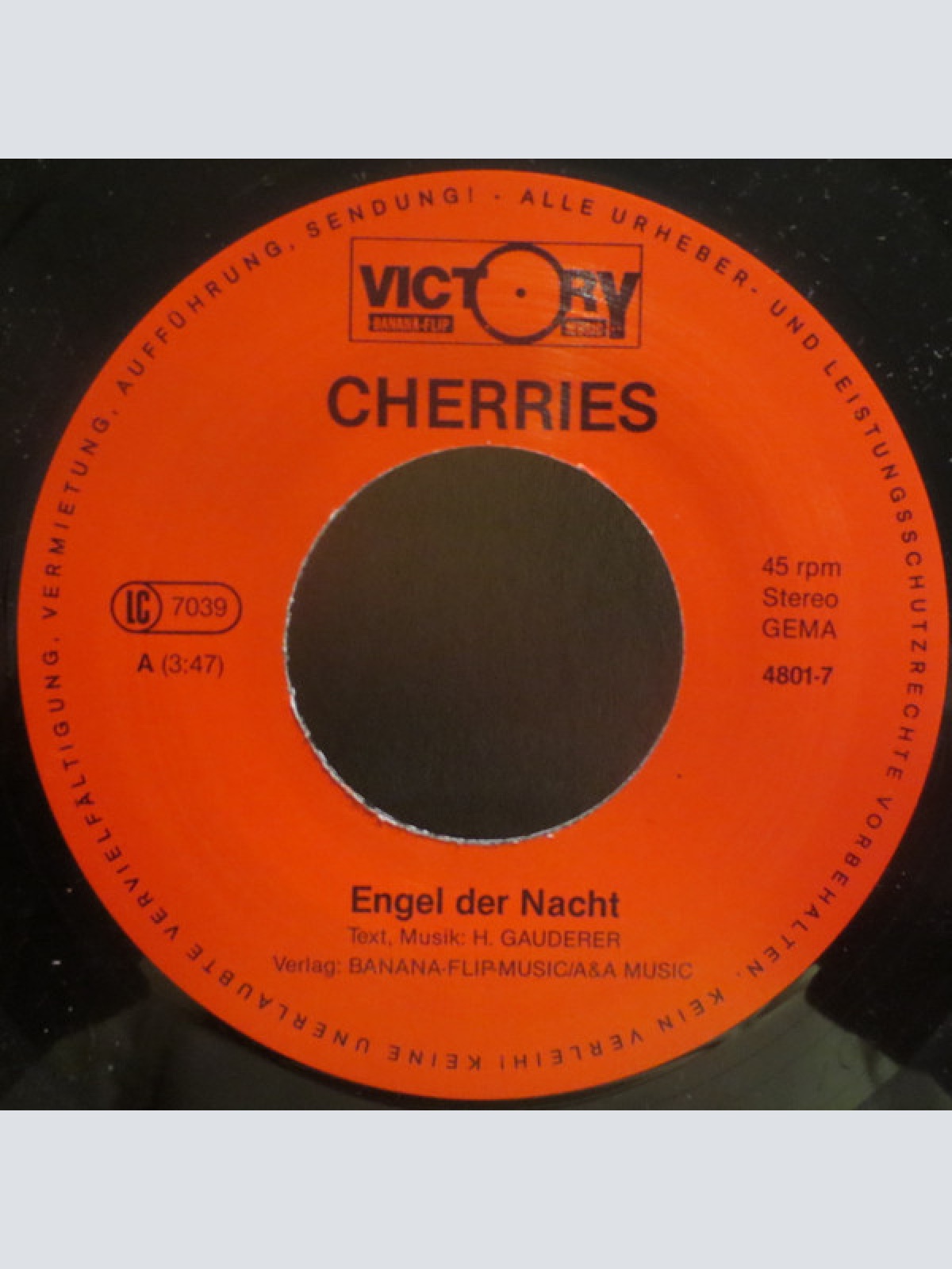 Vinyl / Cherries (2) - Engel Der Nacht