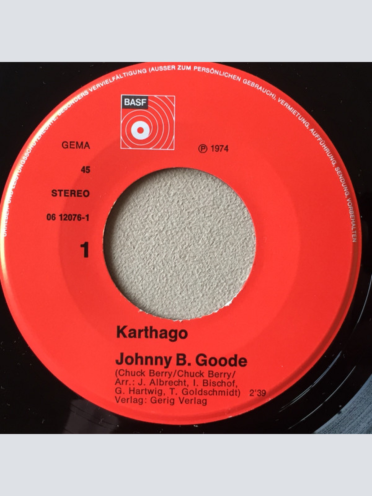 Vinyl / Karthago - Johnny B. Goode / Going Down