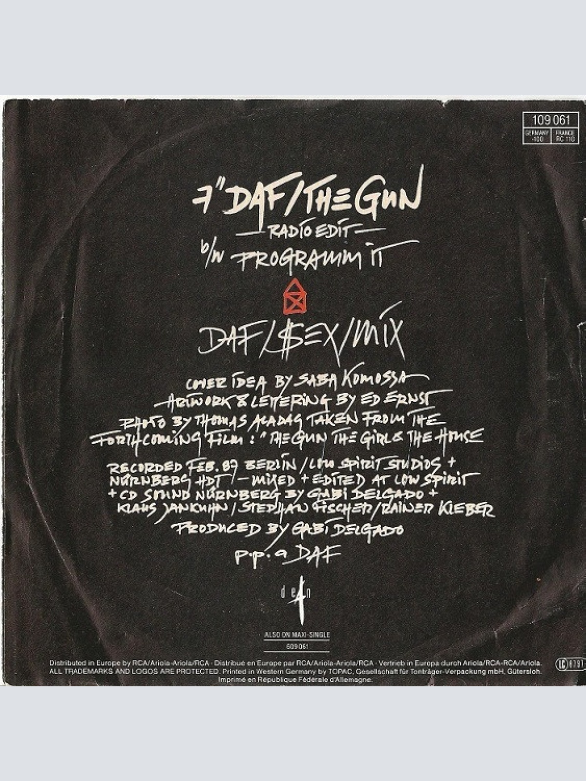 Vinyl / DAF* - The Gun