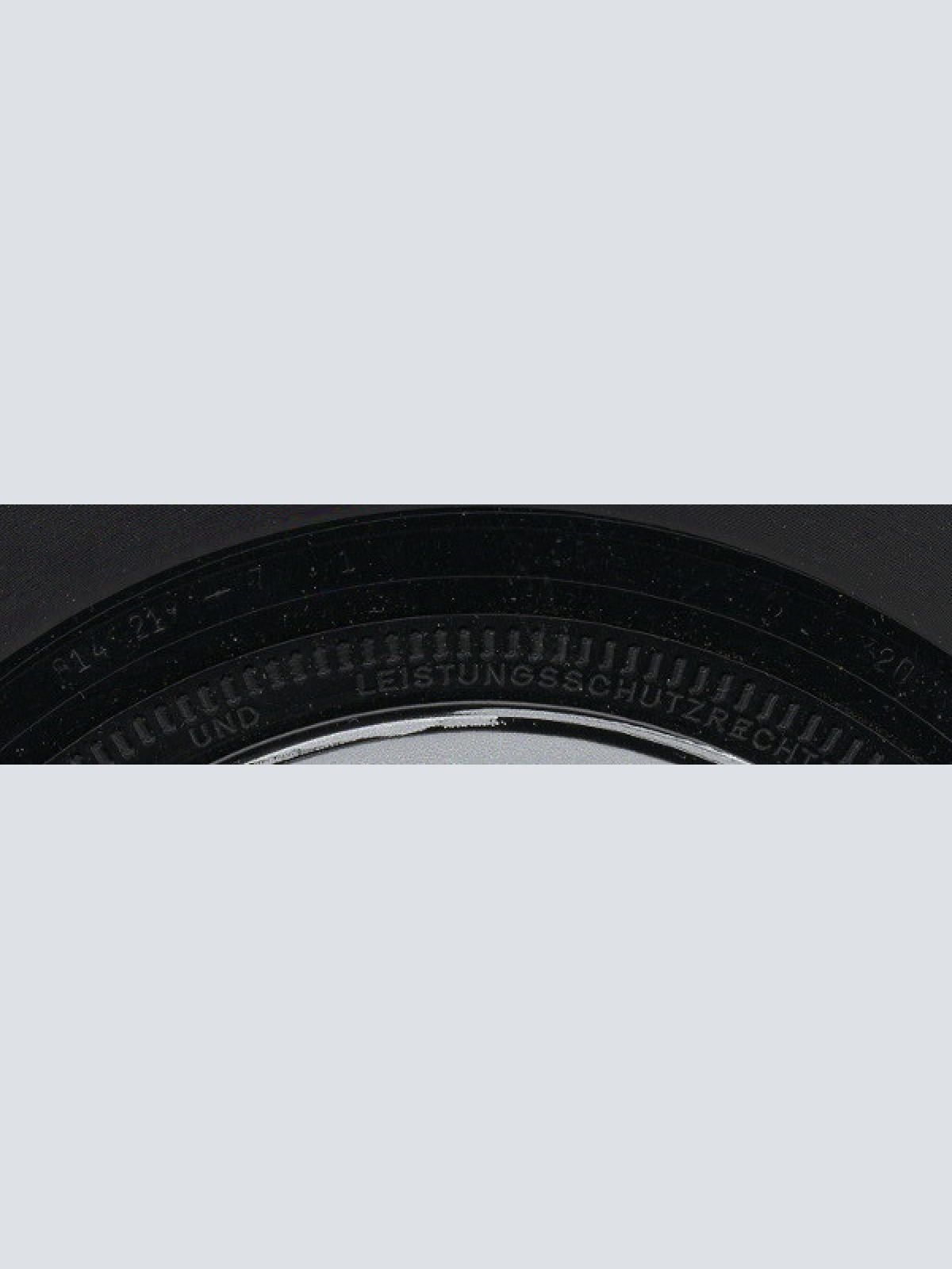 Vinyl / Genesis - Mama