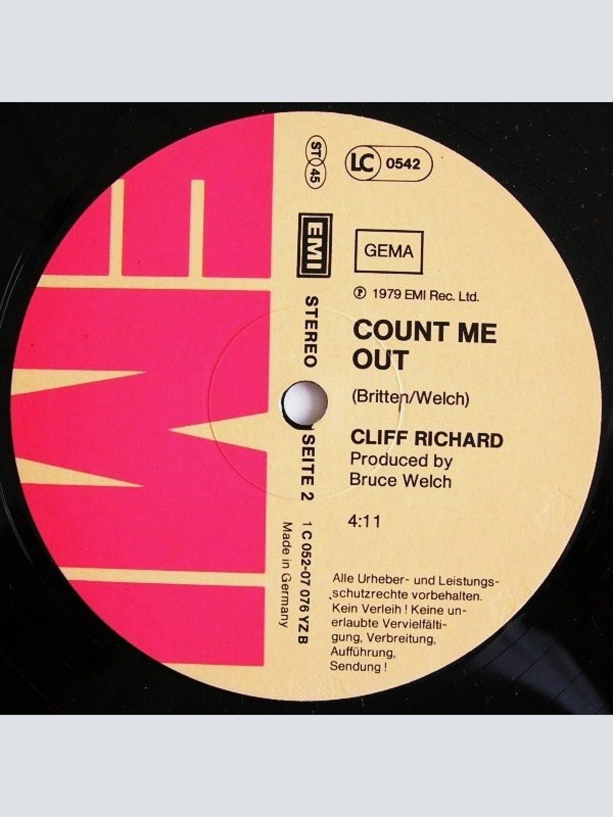 Vinyl / Cliff Richard - We Don't Talk Anymore