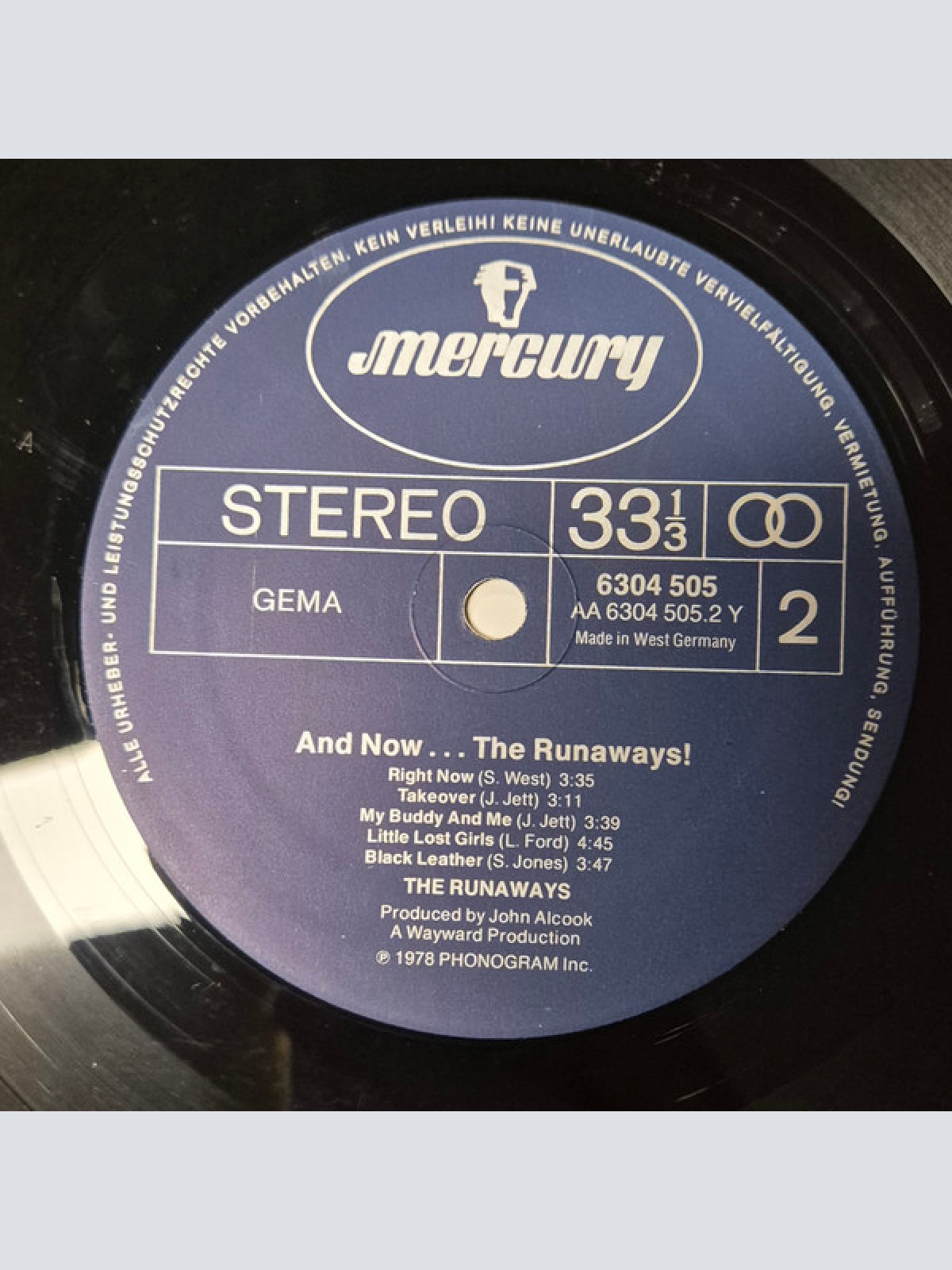 Vinyl / The Runaways - And Now... The Runaways