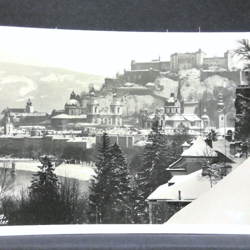 Salzburg im Winter Festung Hohensalzburg Salzach JW165828