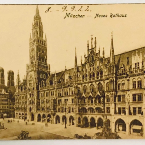 München Neues Rathaus  82011