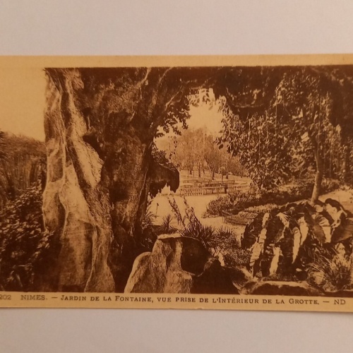 Nimes, la Grotte 500024A gr D