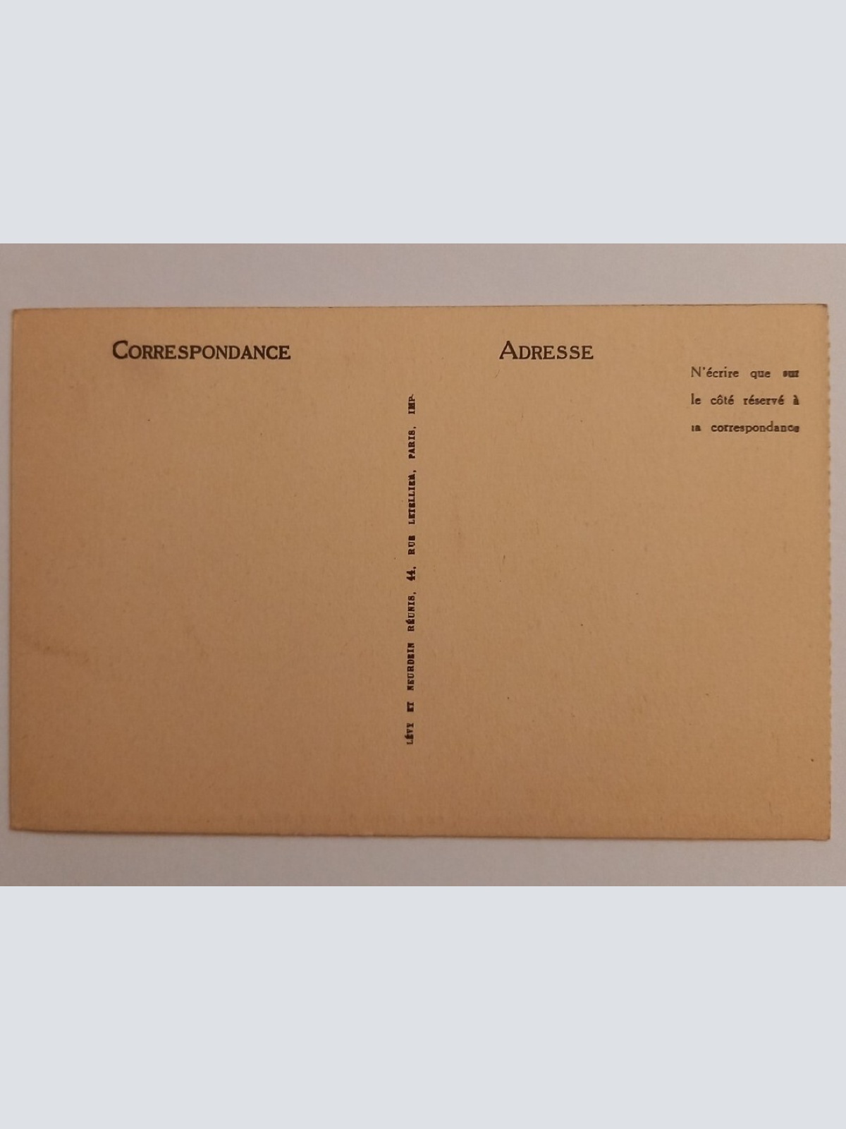 Nimes, la Grotte 500024A gr D