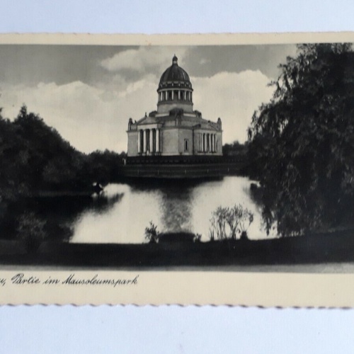 Dessau, Partie im Mausoleumspark.20116