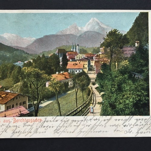 Gruss aus Berchtesgaden Blick auf Ort Kirche Alpen Bayern Deutschland 400848 TH