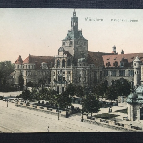 München - Nationalmuseum - Bayern Deutschland 400411
