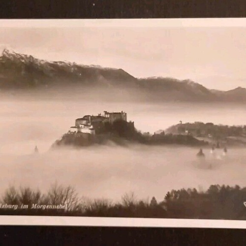 Salzburg Festung Im Morgennebel 600645A gr K