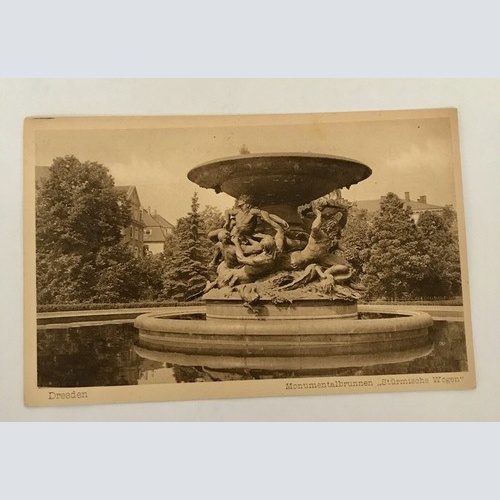 AK, Dresden, Monumentalbrunnen, Stürmische Wogen, Denkmal (20029 BW)