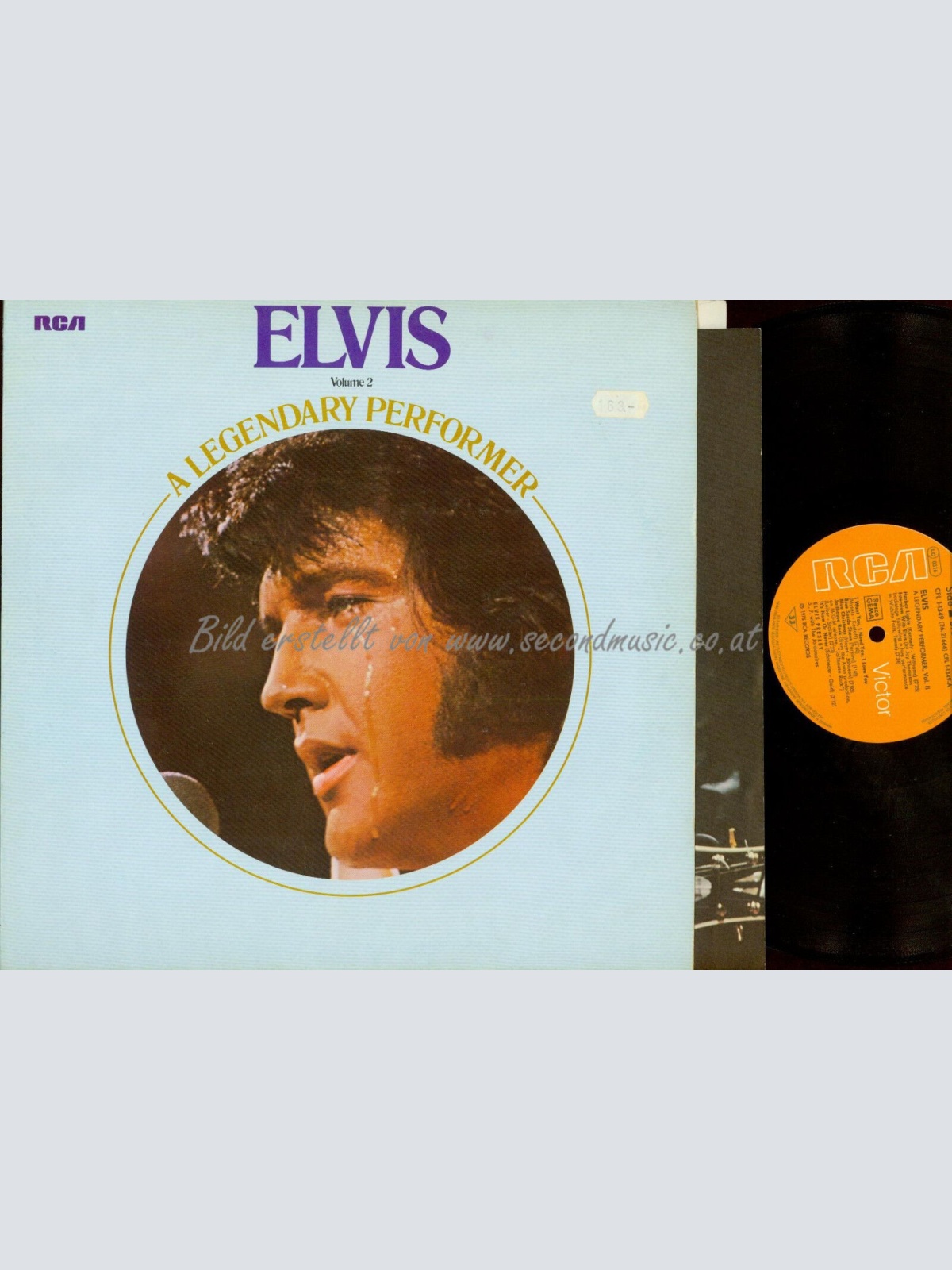 LP--ELVIS PRESLEY  A LEGENDARY PERFORMER VOLUME 2 / CPL11349+ BOOKLET