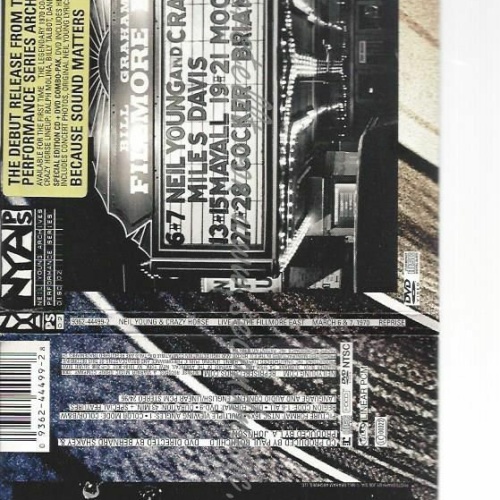 CD--NEIL YOUNG | --LIVE AT THE FILLMORE EAST 1970