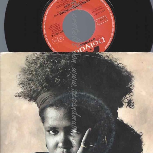 7"    Lisa Hunt – Something Strong