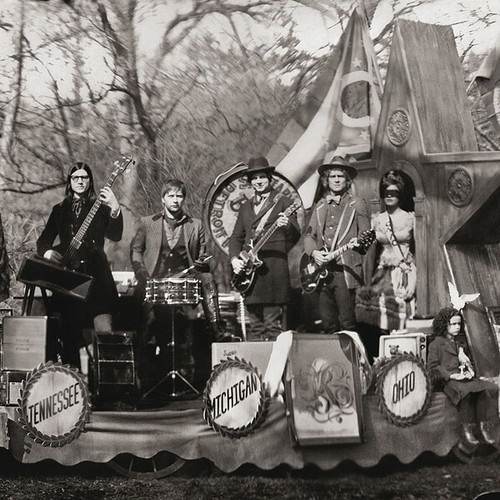 CD, Album The Raconteurs - Consolers Of The Lonely