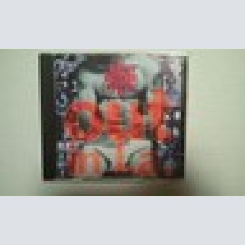 CD--RED HOT CHILI PEPPERS--OUT IN L A -ALBUM