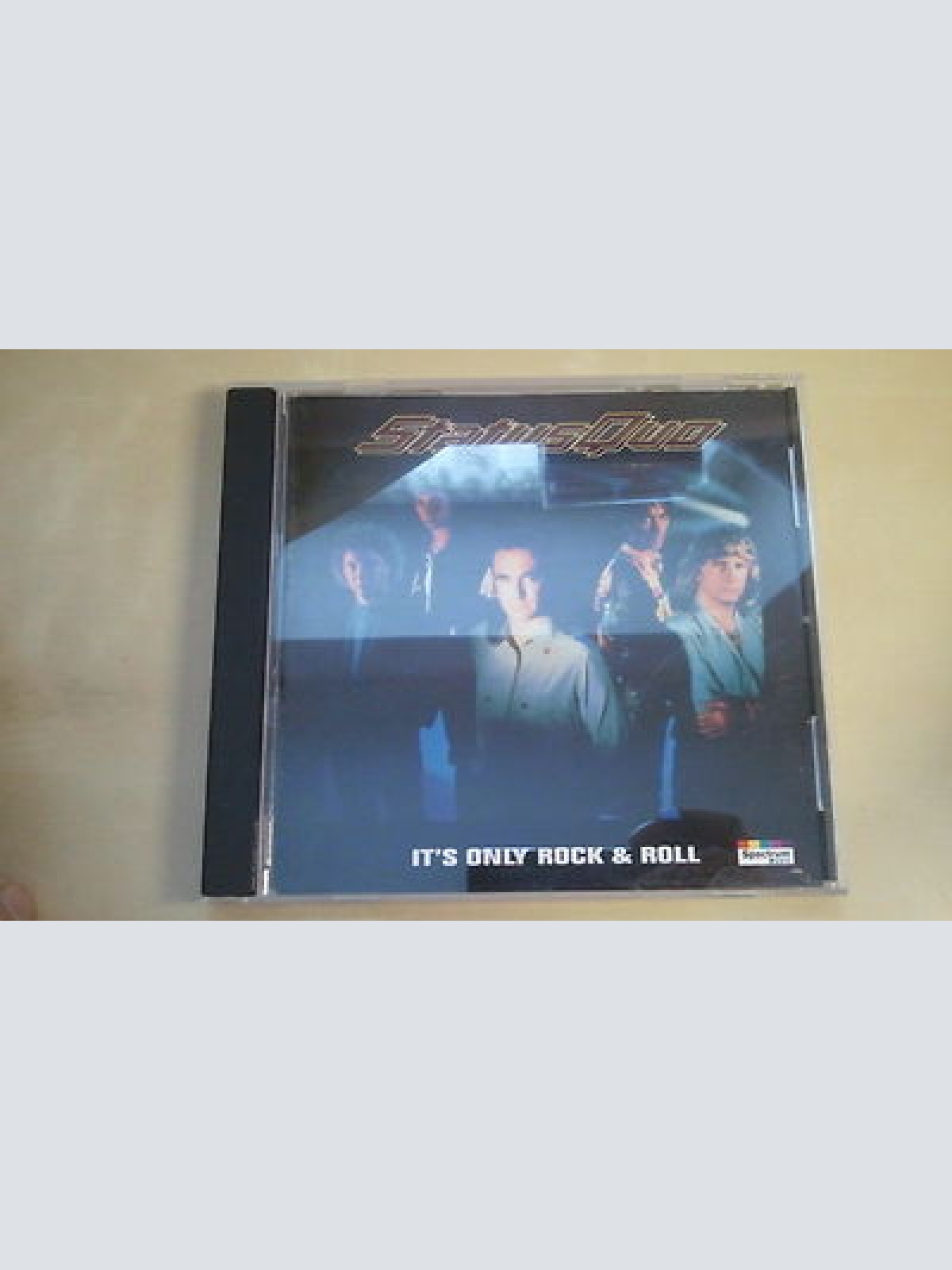 CD--STATUS QUO--IT'S ONLY ROCK & ROLL ---- ALBUM