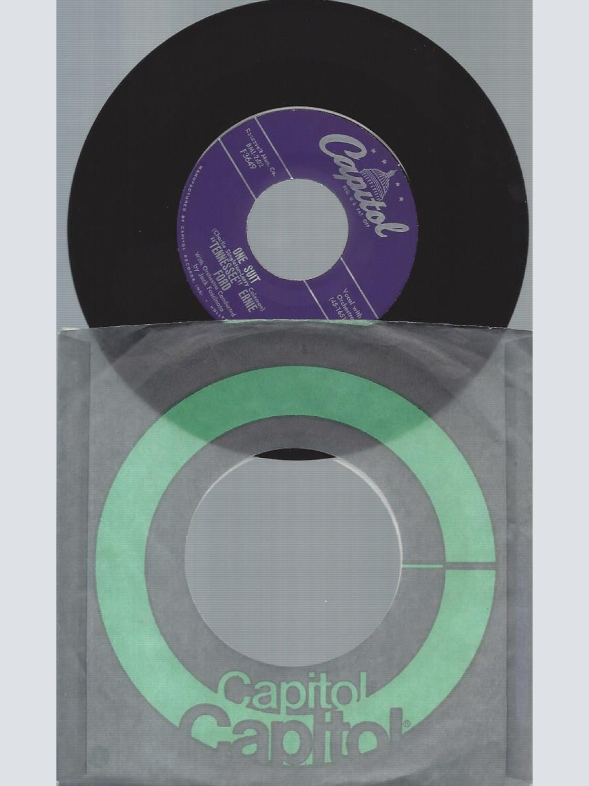 7"   Tennessee Ernie Ford  One Suit