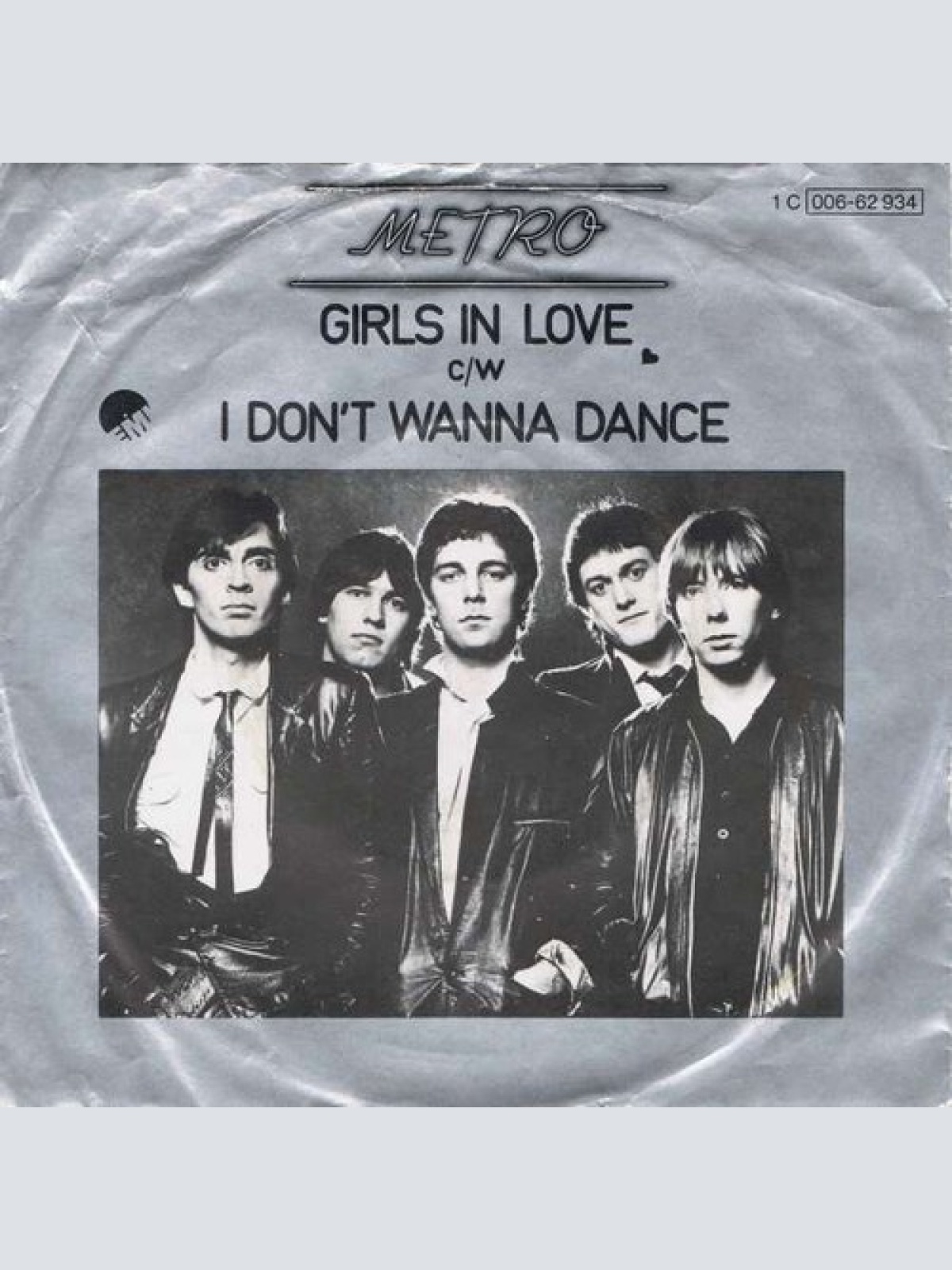 7", Single Metro (6) - Girls In Love / I Don't Wanna Dance
