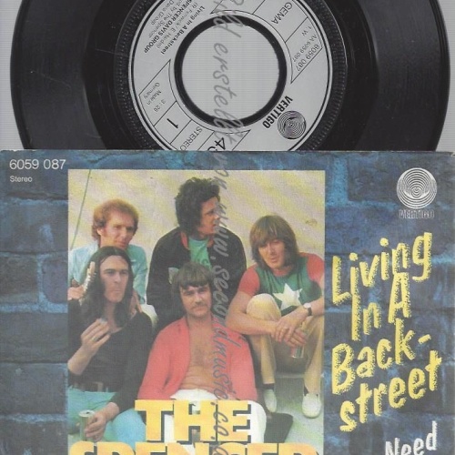 7"   The Spencer Davis Group – Living In A Back Street