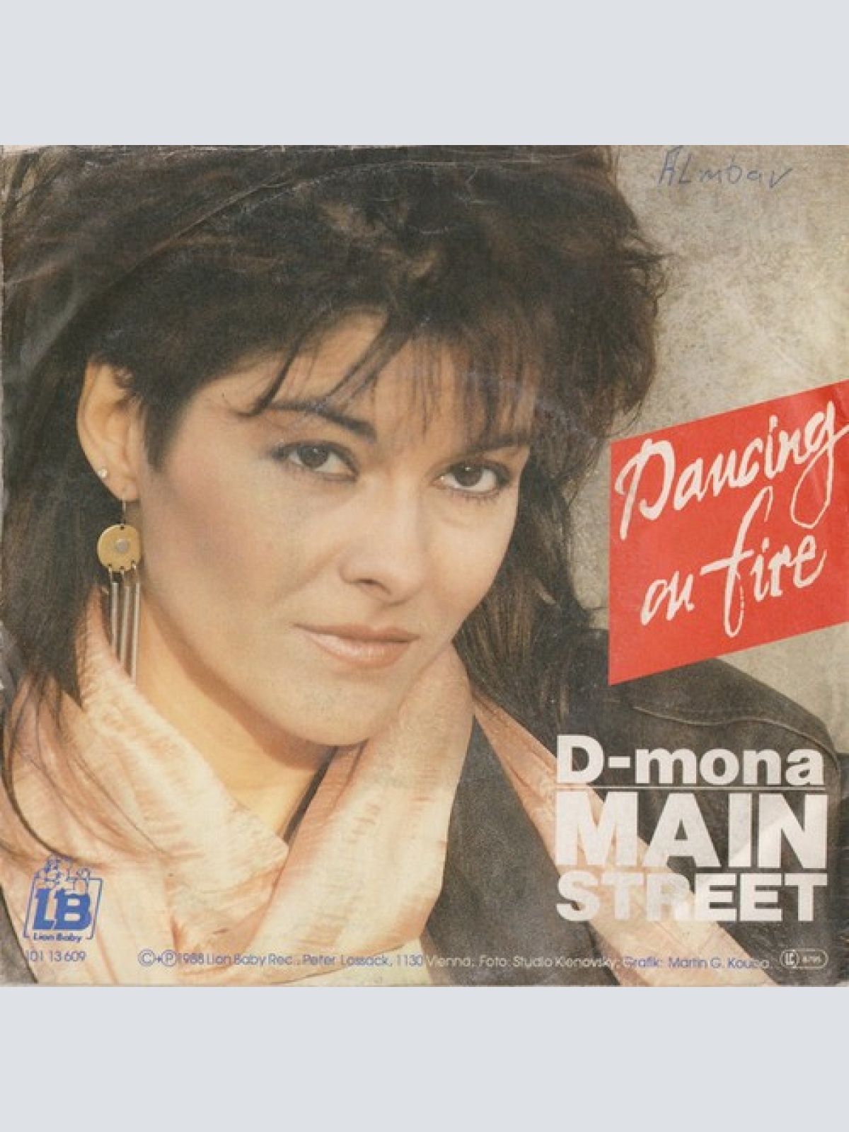 7", Single D-Mona & Mainstreet (3) - Dancing On Fire