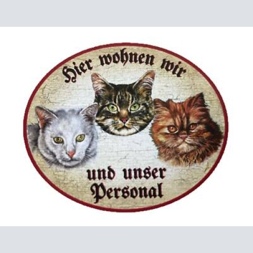 Kuk nostalgie holzschild "hier wohnen wir u.u. personal“ trio katze tabby weiß r