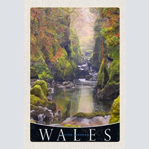 Schild spruch wales united kingdom vereinigtes königreich bach klamm wald jw