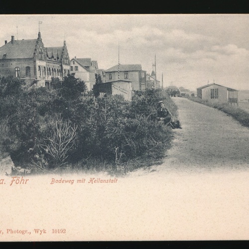 AK aus Wyk am Föhr, Badeweg mit Heilanstalt Schleswig-Hohlstein (145)