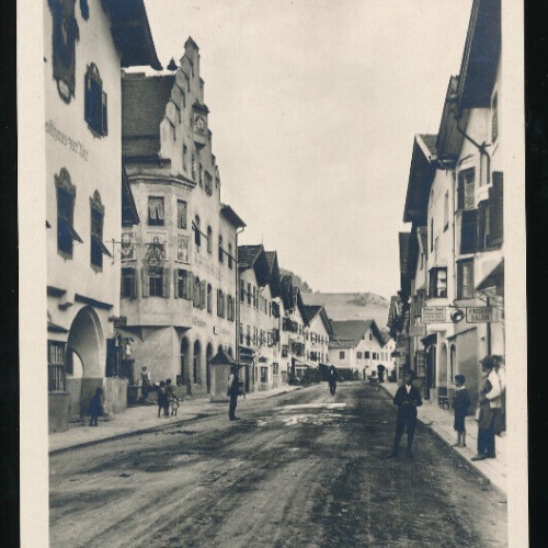 AK aus Matrei am Brenner Strassenansicht mit Rathaus Tirol (704)