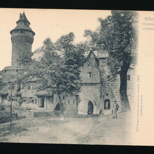 AK aus Nürnberg Vestnertor mit rundem Turm Bayern (119)