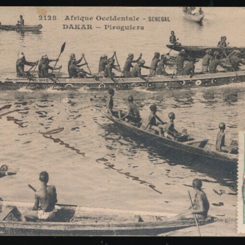 AK aus Dakar Ureinwohner mit Booten Senegal (1054)